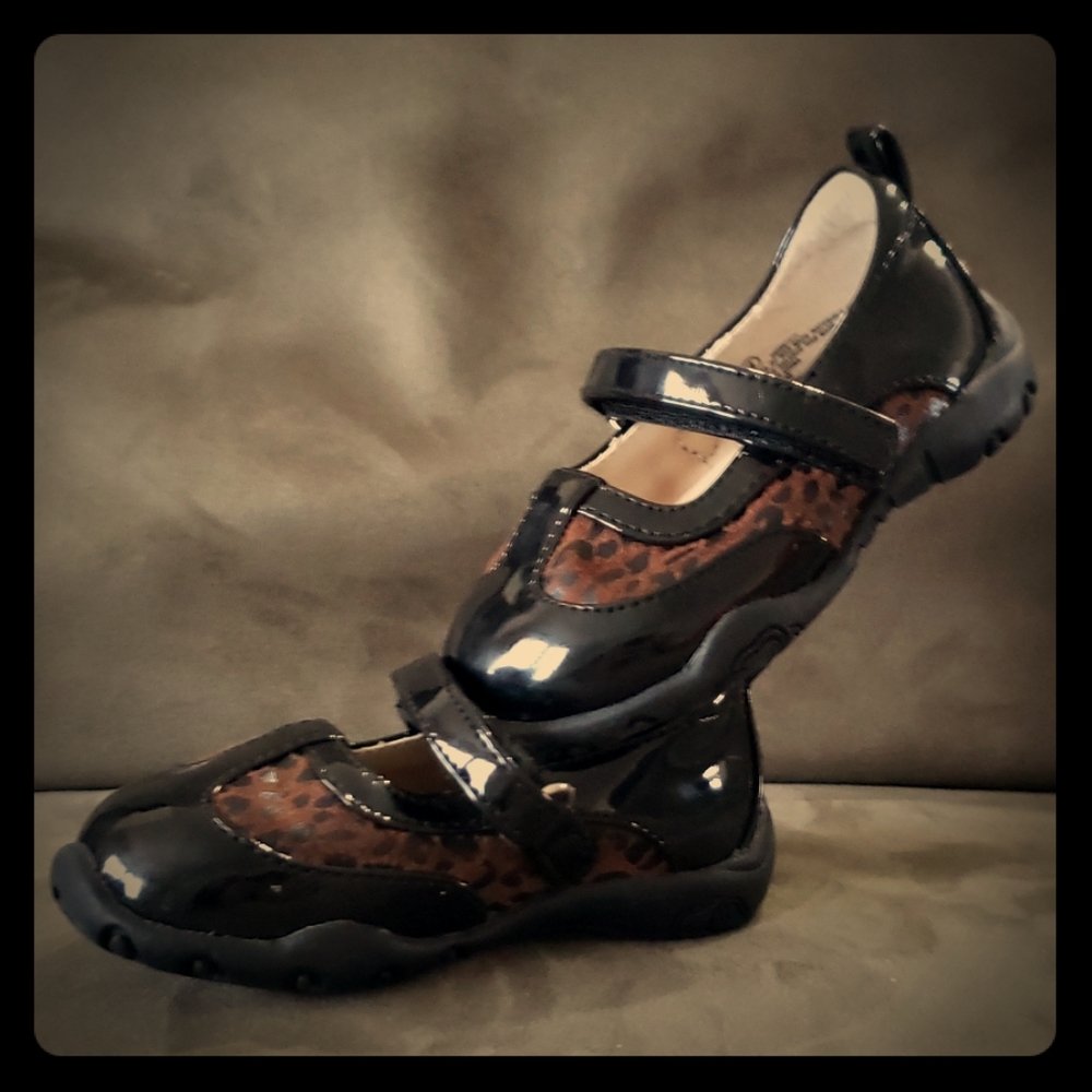 Circo Leopard Print Dress shoes